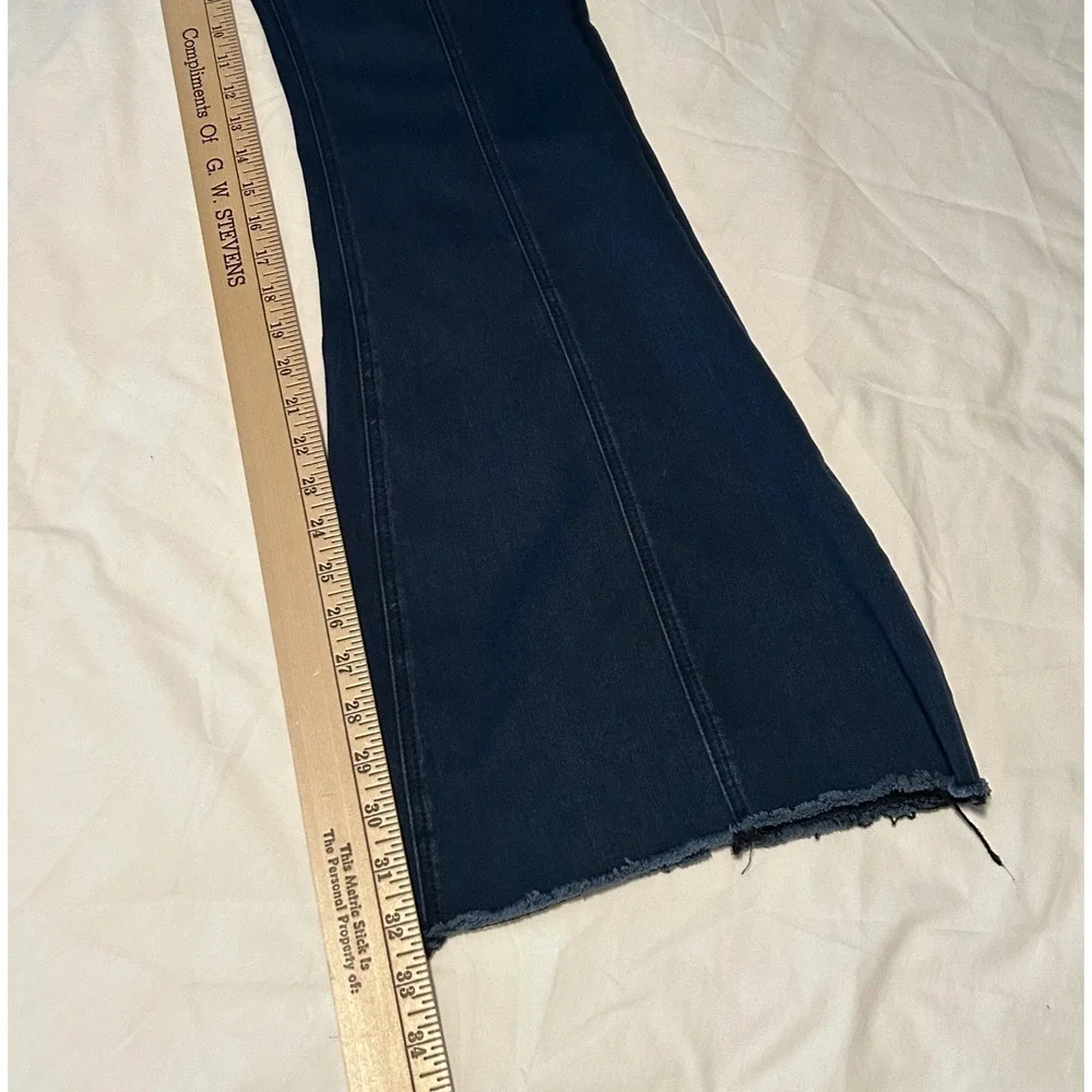 Altard State Women's Size 32 Dark Wash Denim Flare‎ Leg Jeans